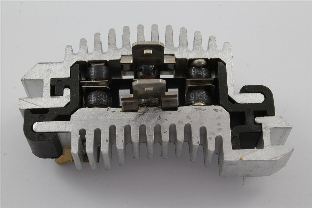 Belstarter IA7689 | 1 | 000_IA7689.jpg